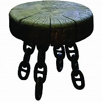 Стол кофейный малый "Черный дуб " из спила дуба, на  металлических ножках из цепи , ножки порошковая покраска, столешница брашированная,   покрыта маслом-воском . Размер: диаметр650 мм, высота - 700мм, толщина столешни - 200 мм.